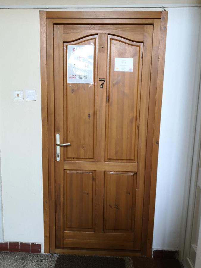 Natasa Apartman Orosháza Exterior foto